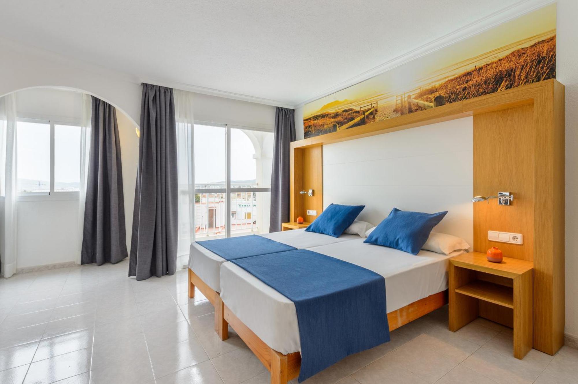Hotel Apartamentos Vibra San Marino Сан-Антоніо Екстер'єр фото
