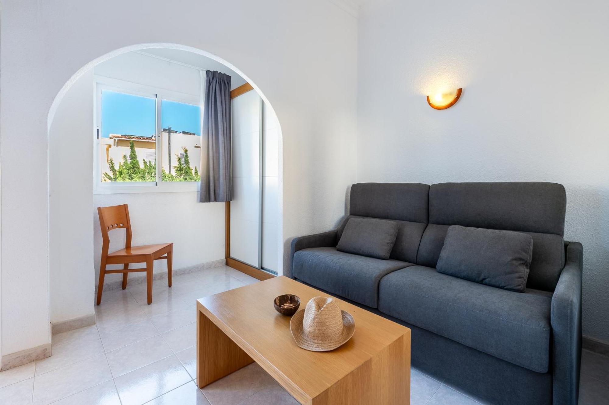 Hotel Apartamentos Vibra San Marino Сан-Антоніо Екстер'єр фото